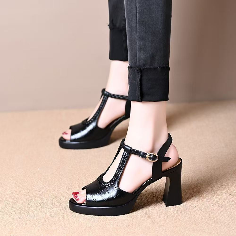 Sandalias romanas de una sola tira