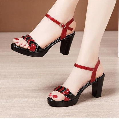 sandalias peep-toe de tacón grueso