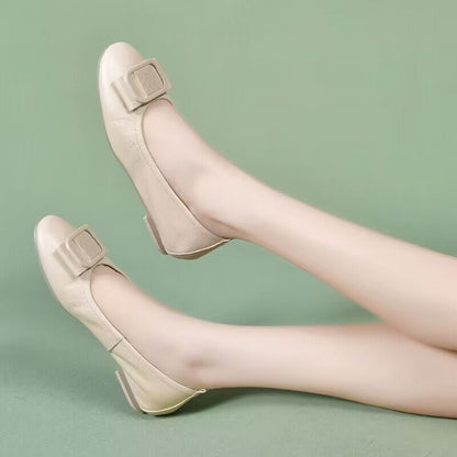 Zapatos de piel con tacón de cuña de nuevo estilo