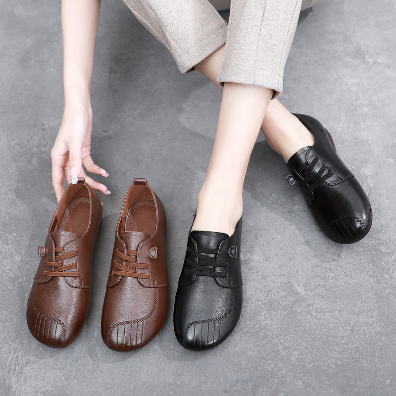 Zapatos de madre de mediana edad (piel)