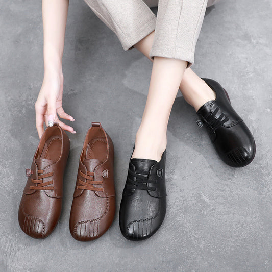 Zapatos de madre de mediana edad (piel)