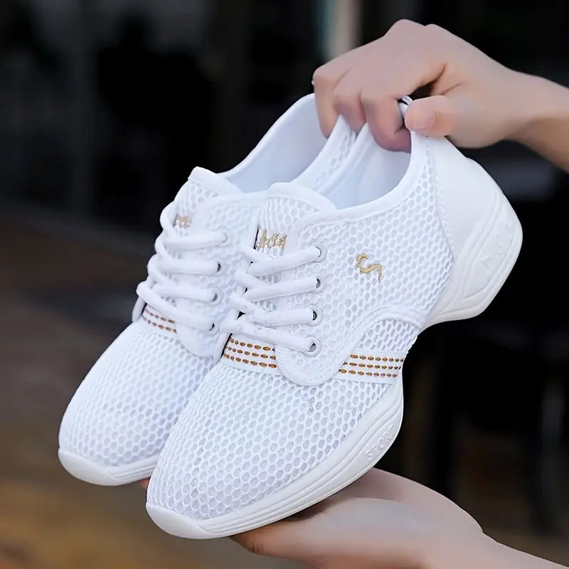 Zapatos de malla con suela blanda