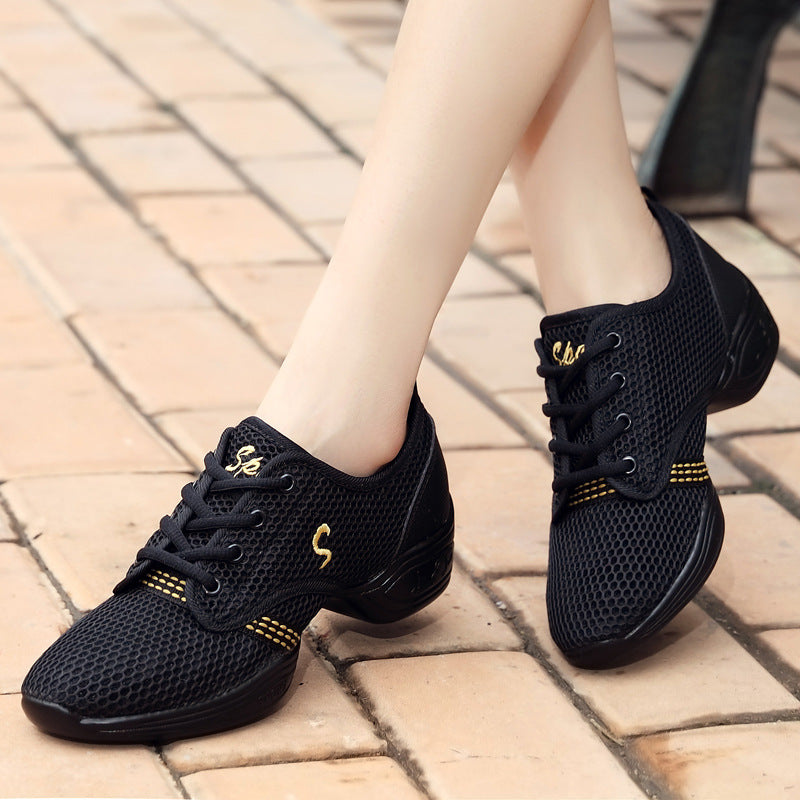 Zapatos de malla con suela blanda