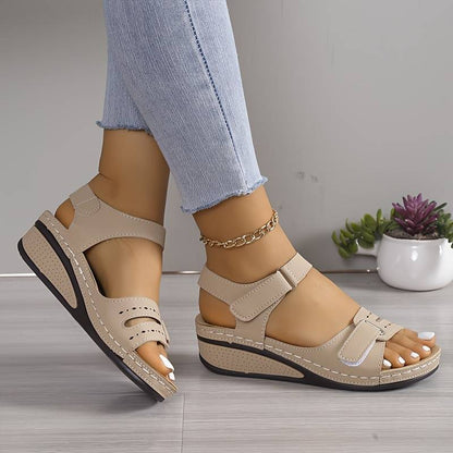 Sandalias de mujer con plataforma en color liso